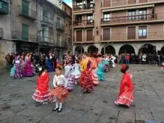 Sevillanas en la plaza Mayor