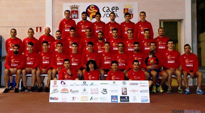 Integrantes del club./FCYL Triatlón 