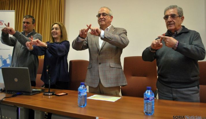 Ballano, (izda.), Casado, Fernández y Ligero este martes en la sede de Cruz Roja Soria. / SN