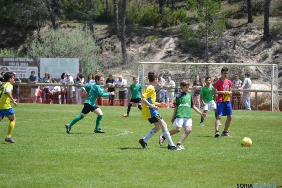 Torneo Fútbol 7 en Navaleno