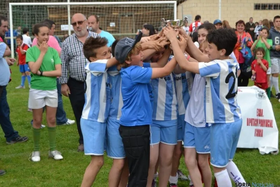 Torneo Fútbol 7 en Navaleno