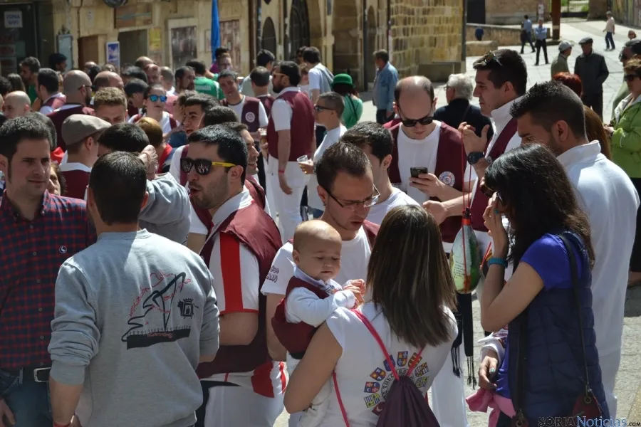 Concentración de 'Los que Faltaban' en la plaza Mayor