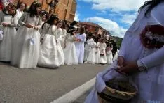 Una imagen de la procesión del Corpus este domingo en Soria. / SN