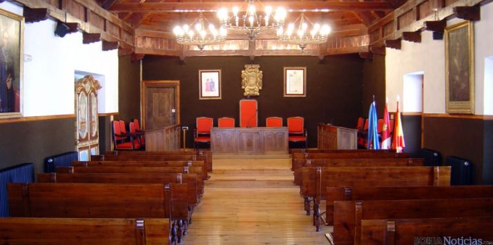 Salón plenario del consistorio burgense.