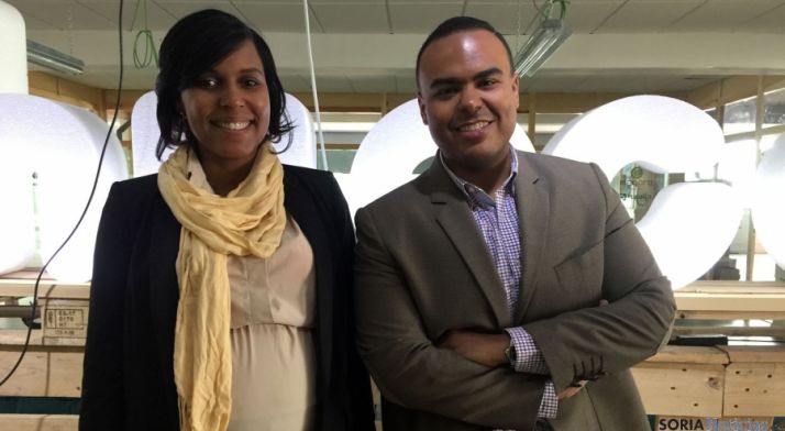 Los técnicos del Gobierno dominicano, este jueves. / El Hueco