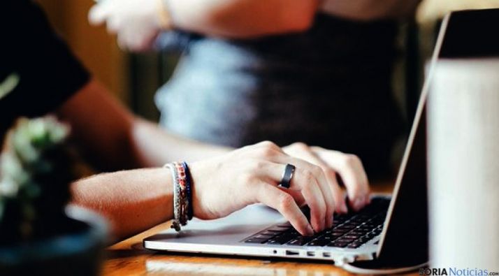 Para dotar a las usuarias herramientas de confianza y seguridad en la red.