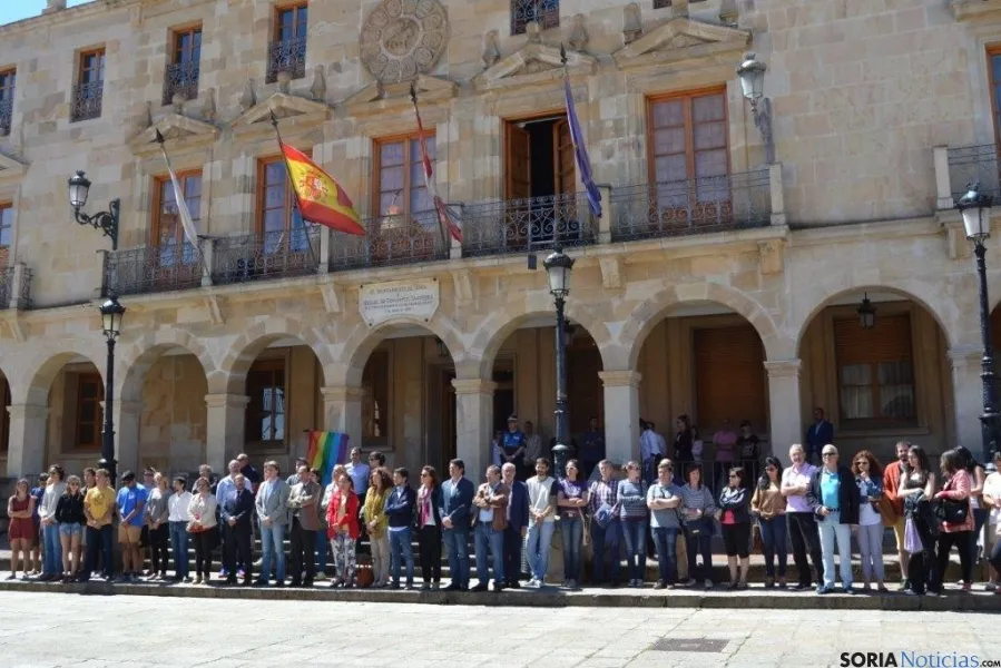 Concentración en Soria contra los atentados de Orlando