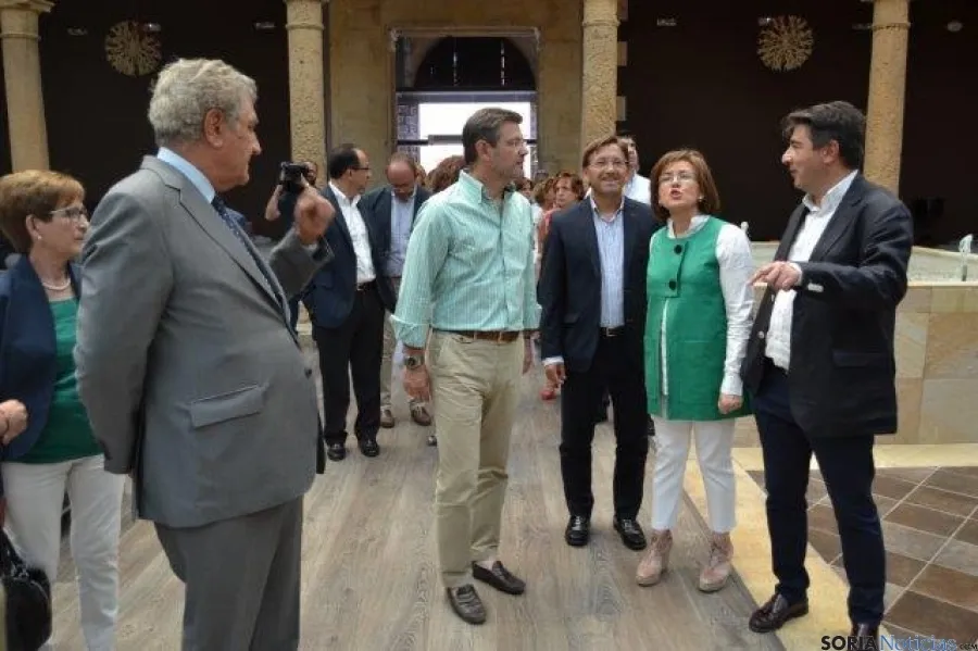 Visita de Rafael Catalá en El Burgo.