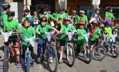 Foto 12 - Cientos de participantes en la fiesta popular de la bicicleta de Soria