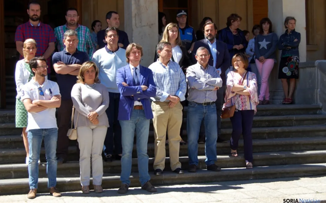Concentración en el ayuntamiento este viernes./Ayto.