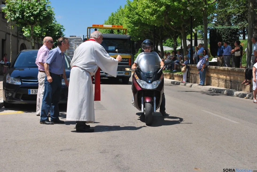 Una imagen de la bendición en el día de San Cristóbal en Soria. / SN