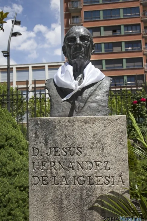 Homenaje Sanjuaneras / María Ferrer