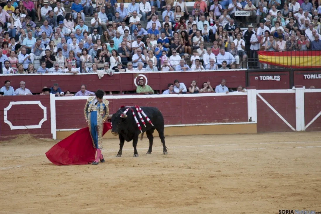 Domingo Calderas / María Ferrer