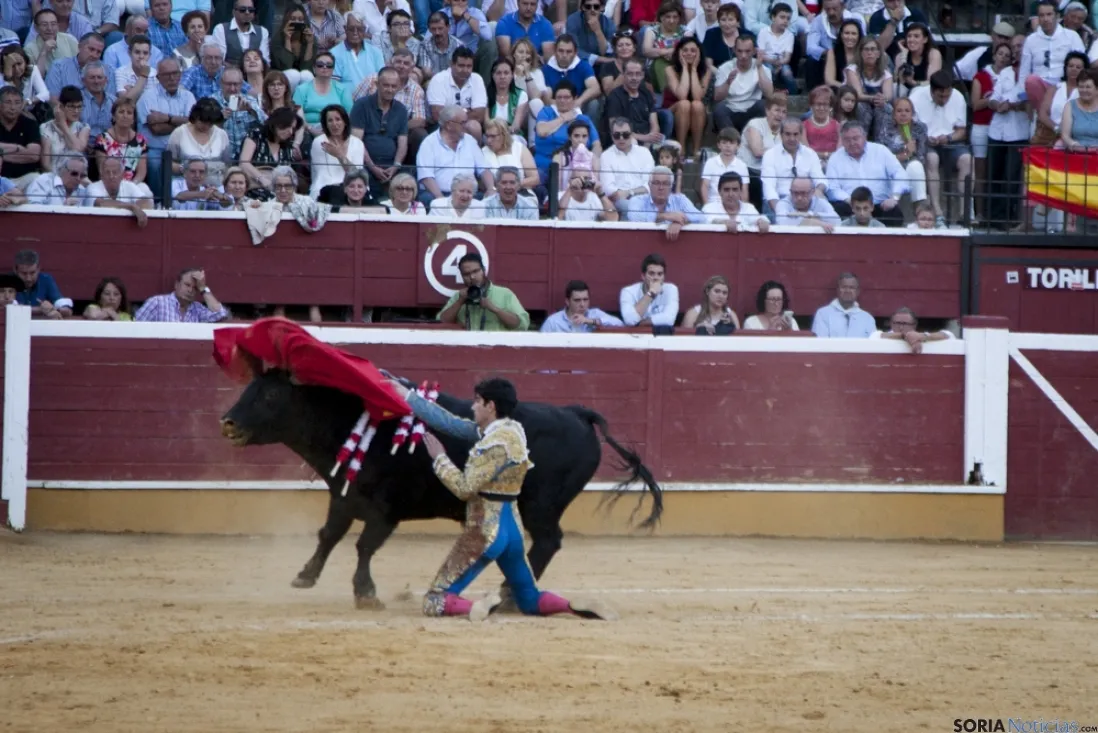 Domingo Calderas / María Ferrer
