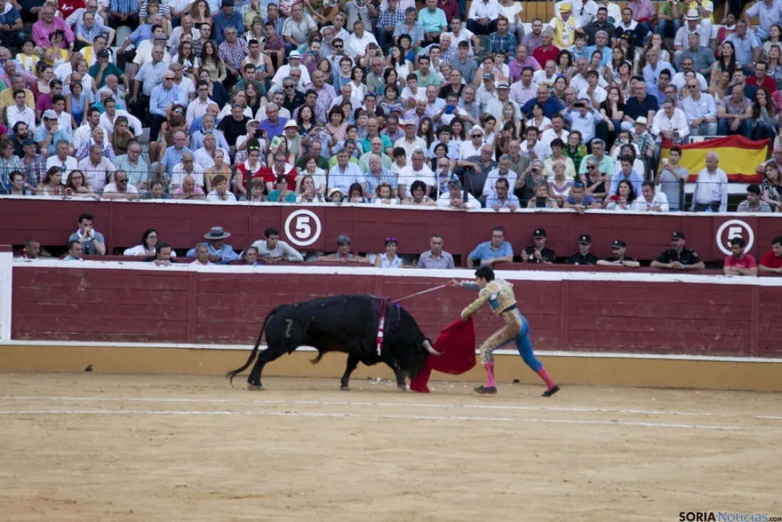 Domingo Calderas / María Ferrer