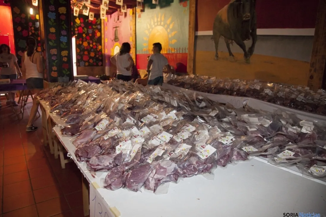 Mesa preparada en una de las cuadrillas. MF