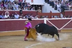 Domingo Calderas / María Ferrer