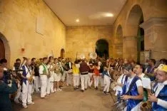 Las Bailas / María Ferrer