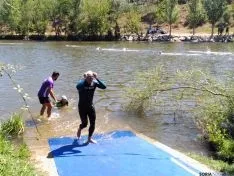 III Triatlon Cross de Soria, en las márgenes del Duero. /SN