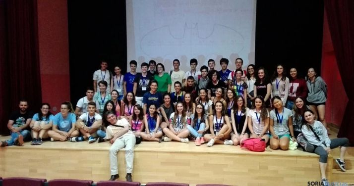 Estudiantes del campus científico de la Junta en su visita al Astronómico borobiano.