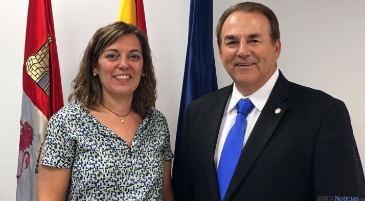 Milagros Marcos y Donald J. Salazar. / Jta.