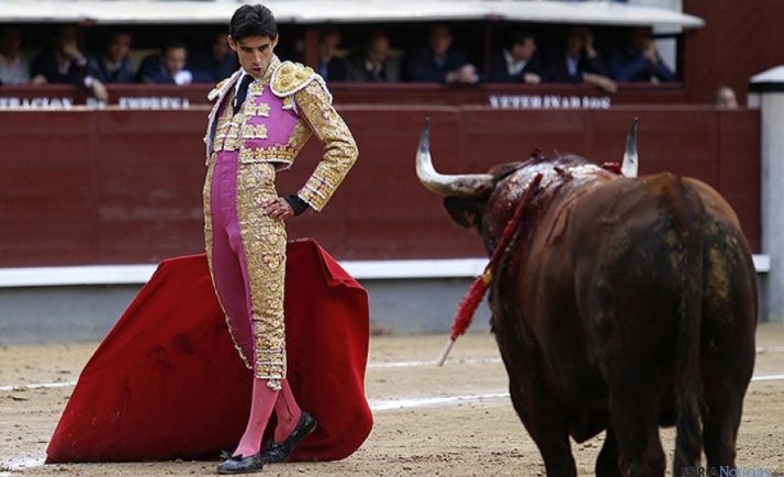 El diestro, en una de sus faenas. / EPCyL