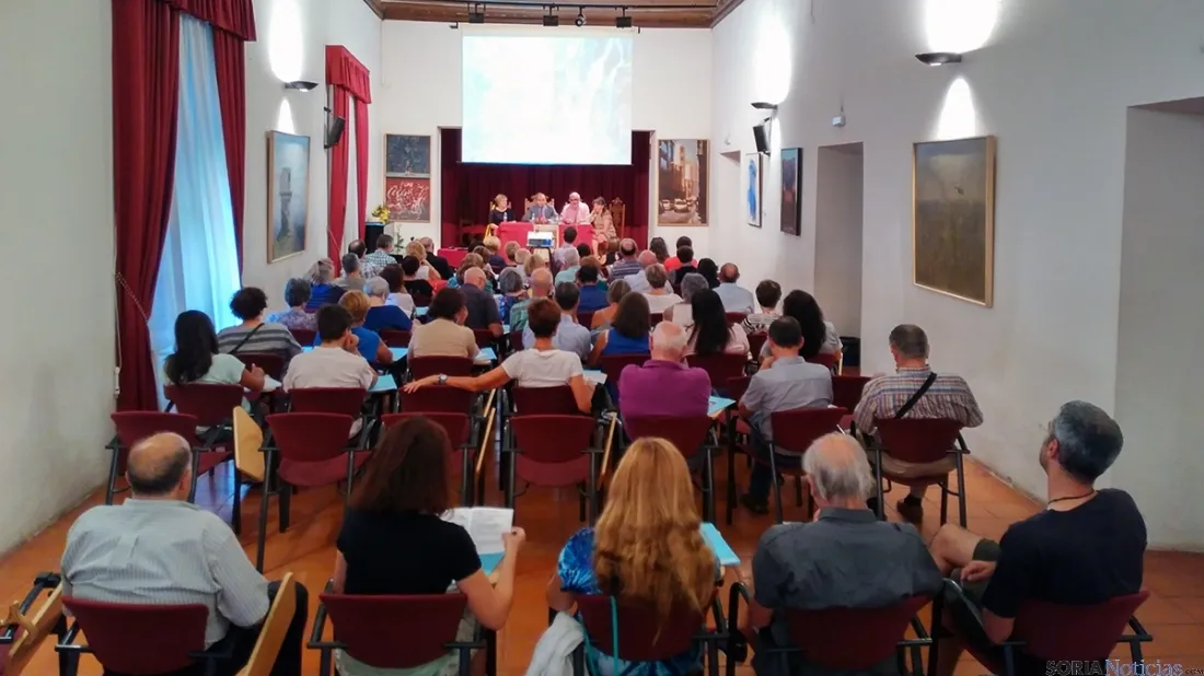 Curso sobre etnología en Ágreda. /Dip.