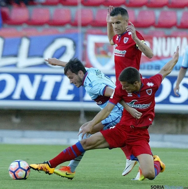 Imagen del partido Numancia-Levante.