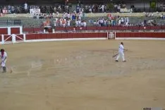 La lluvia presente en las fiestas de El Burgo. AG