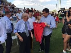 Imagen de la tarde de fútbol en Almazán CD Numancia, rojillos