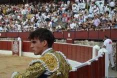 El Fandi cortó 4 horas y un rabo. AG