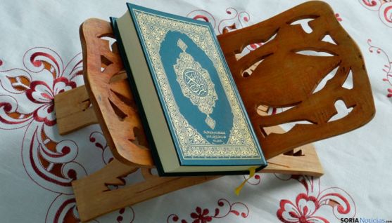 El Corán, libro sagrado del Islam.