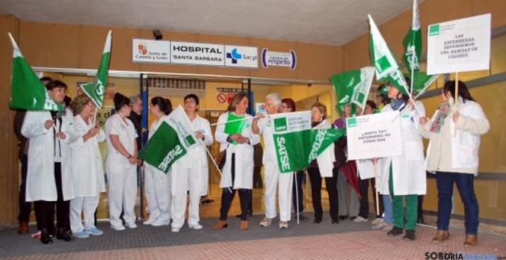 Concentración de profesionales de enfermería en Santa Bárbara. Imagen de archivo. / SN