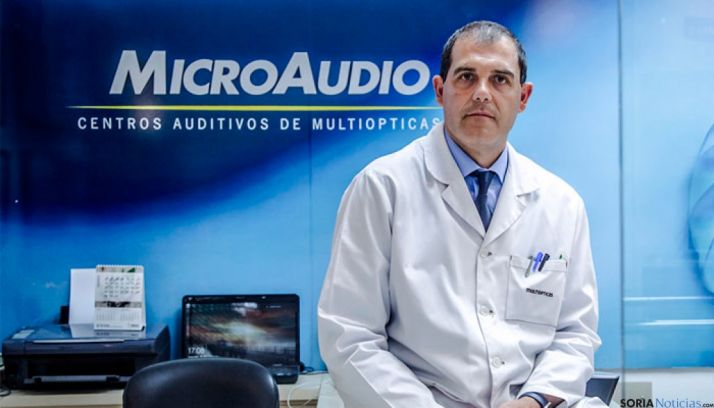 Juan Ignacio Osuna, audioprotesista de Microaudio en Multiópticas Monreal, Soria.