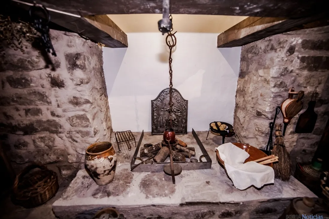 Recreación de una cocina antigua en Valdeavellano de Tera. /David Almajano