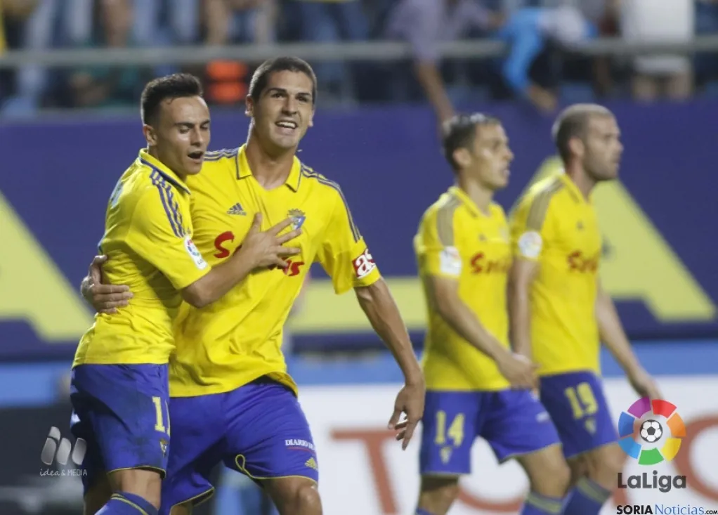 Los jugadores amarillos celebran el gol in extremis. LFP