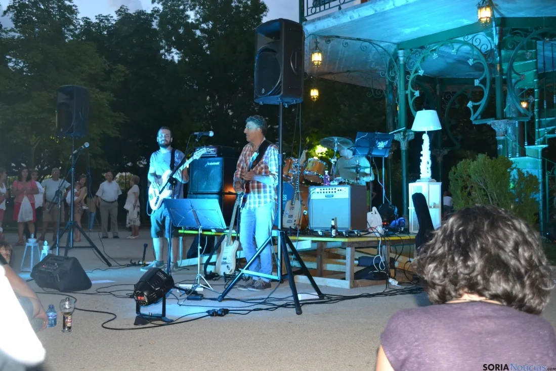 'Blues Deluxe' durante el concierto. /SN