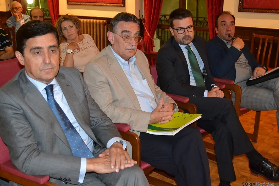 Charla sobre los medios de comunicación sorianos