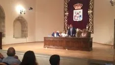 Alcaldes en la reunión del Consejo provincial