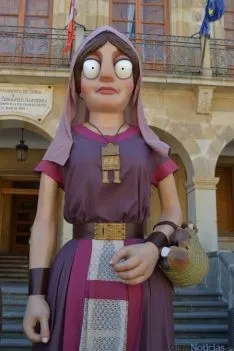 Nuevos personajes de la Comparsa de Gigantes y Cabezudos de Soria. /SN