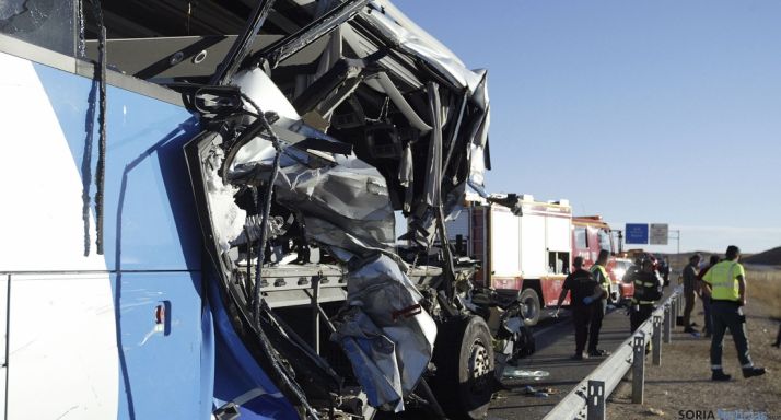La pericia del conductor del autobús evitó una tragedia mayor. /SN