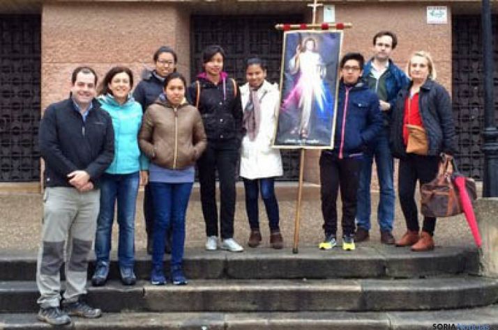 El Estandarte de la Misericordia en El Salvador.