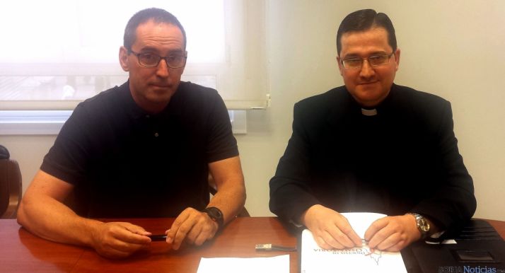 Márquez y Millán (dcha.) este viernes en la firma del acuerdo. / DOS