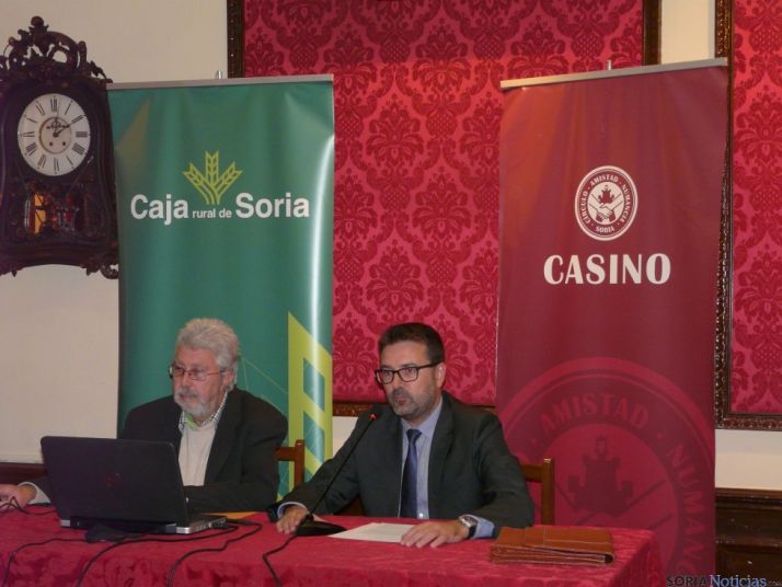 Presentación de las jornadas hoy en el Casino./SN