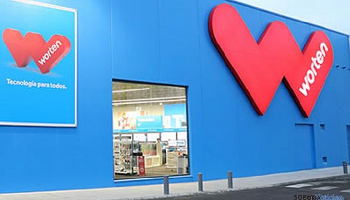 Tienda de Worten en Golmayo, Soria.