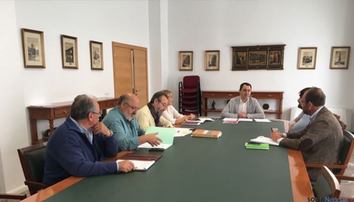 Javier Muñoz mantiene una reunión para avanzar con el evento Numancia 2017.