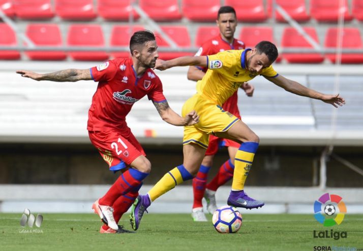 Lance del partido Numancia Alcorcón. LFP