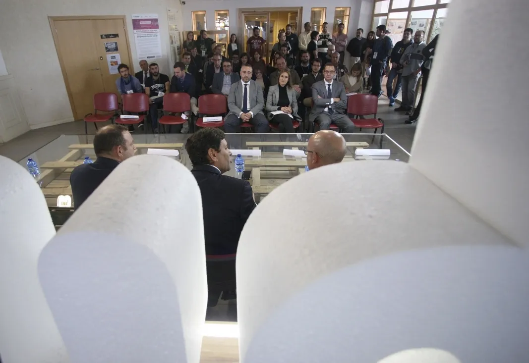 Un momento de la visita del consejero de empleo a Soria este viernes. / SN