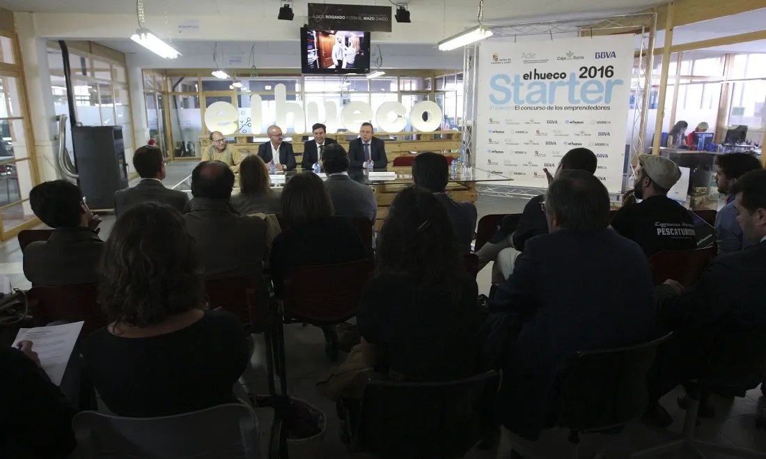 Un momento de la visita del consejero de empleo a Soria este viernes. / SN