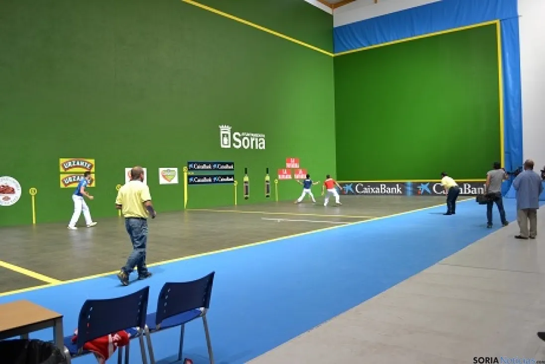 Imagen de la final del trofeo de pelota San Saturio. /SN